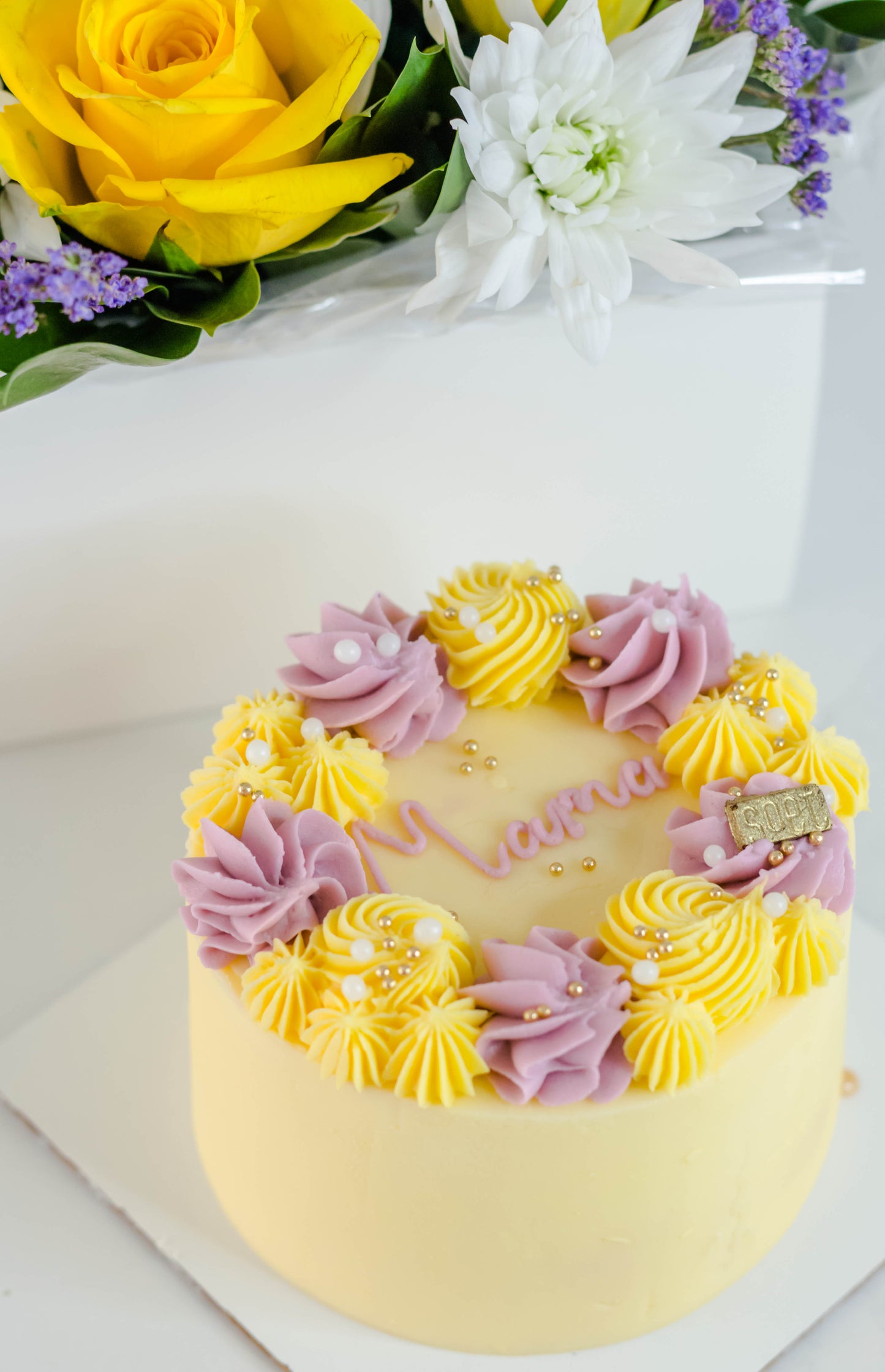 Golden Bloom Gift Box